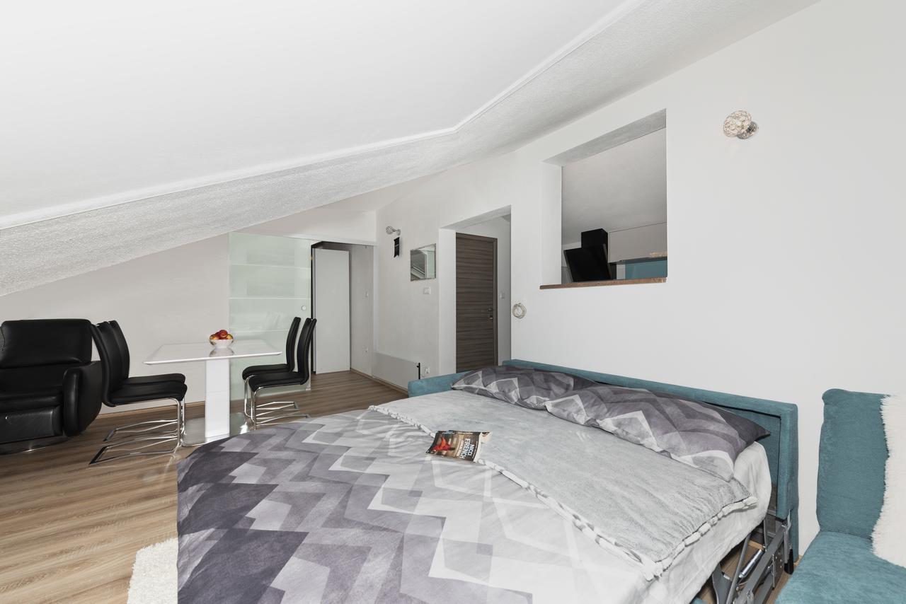Apartment Nikola Trogir Ngoại thất bức ảnh